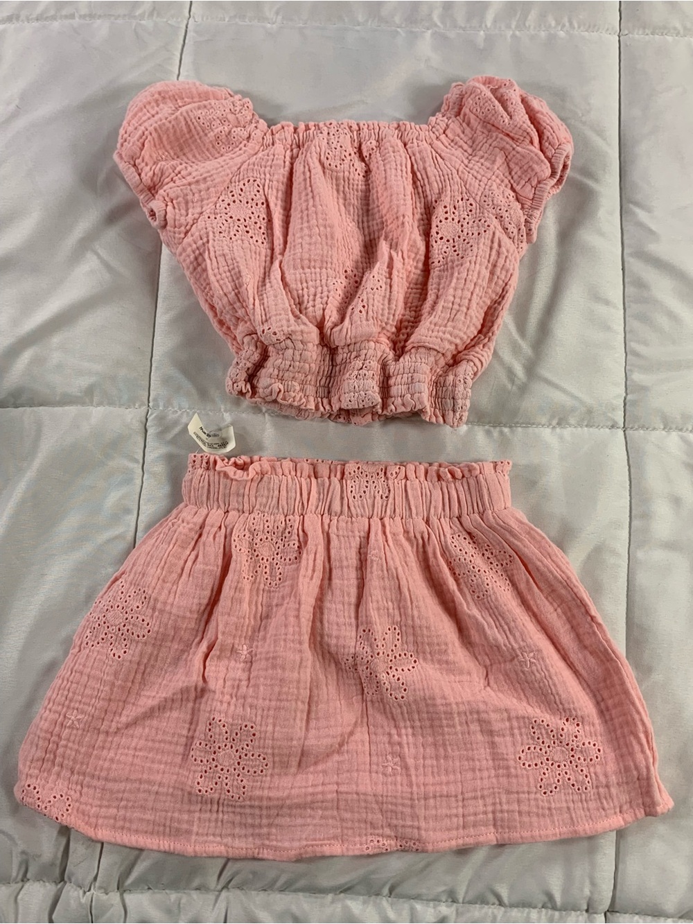 New with tags CUPCAKES & CASHMERE matching set girls size 4 (XS)